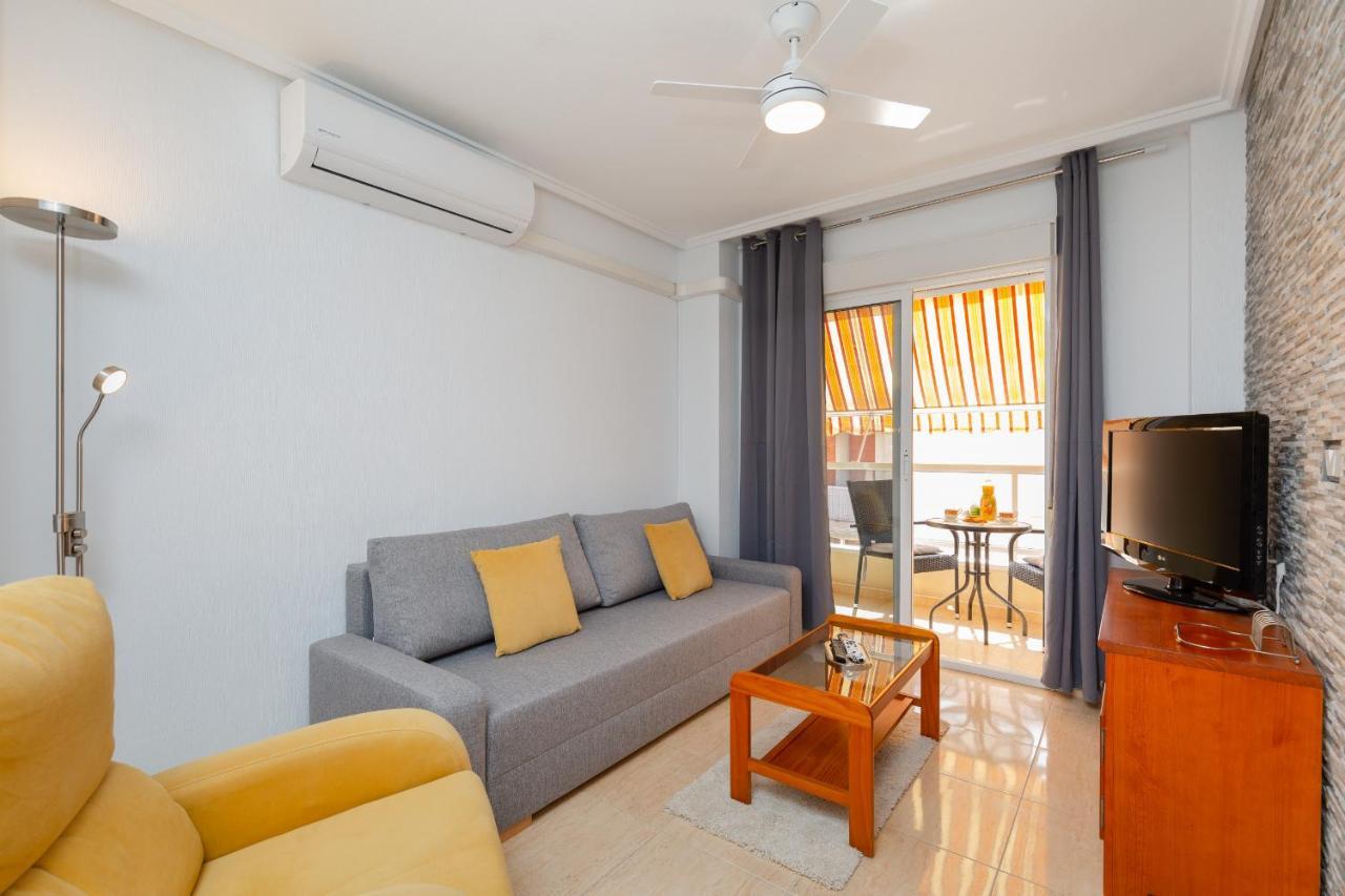 Petite Charming By Fidalsa Torrevieja Exterior foto