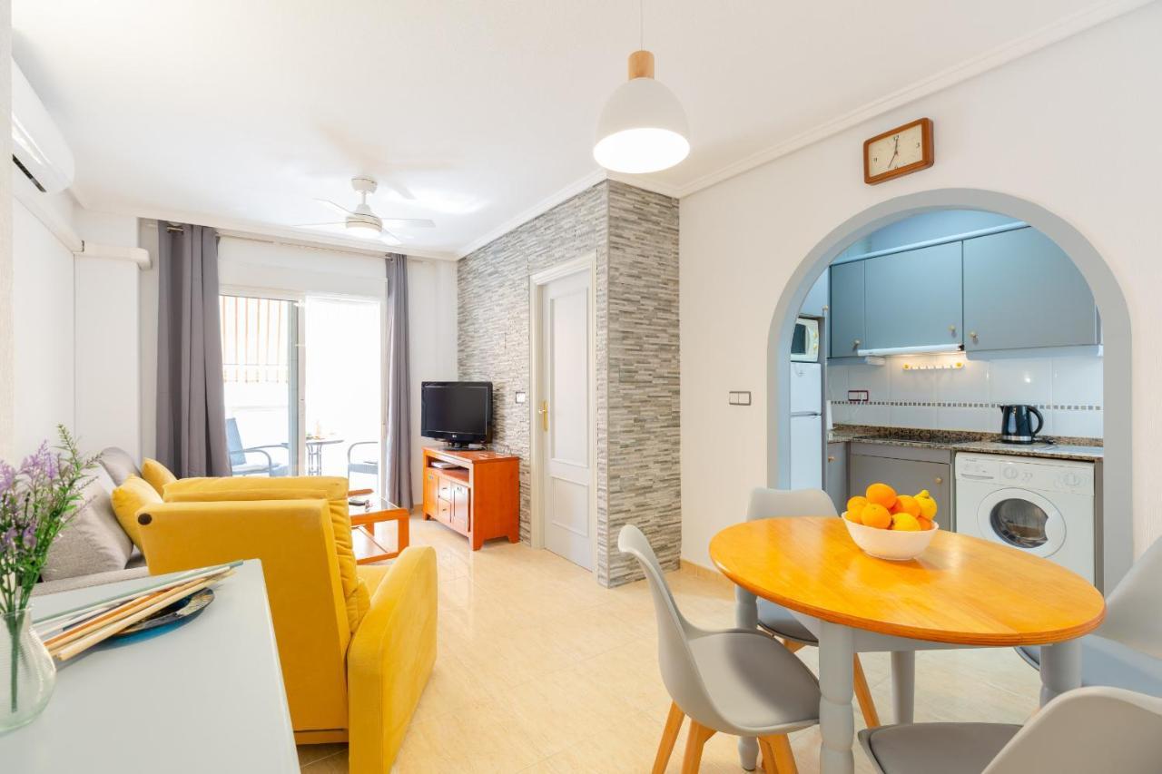 Petite Charming By Fidalsa Torrevieja Exterior foto